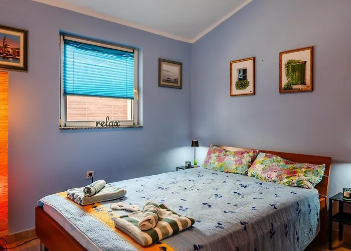 Apartman With Parking Space - 23590