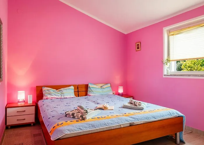 Apartman With Parking Space - 23590 Vir